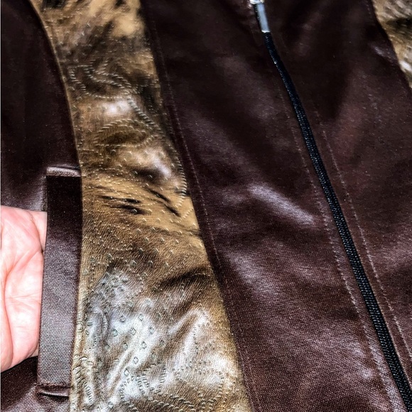 Vintage soft zip up vest with great detail - Picture 2 of 11